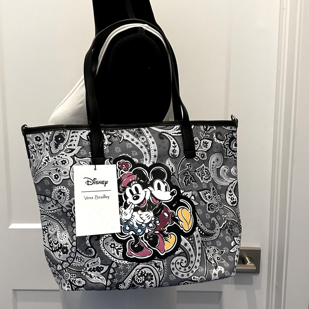 Vera Bradley Disney Limited Edition Small Every Day Tote NWT ❤️‍🔥FIRM PRICE❤️‍🔥